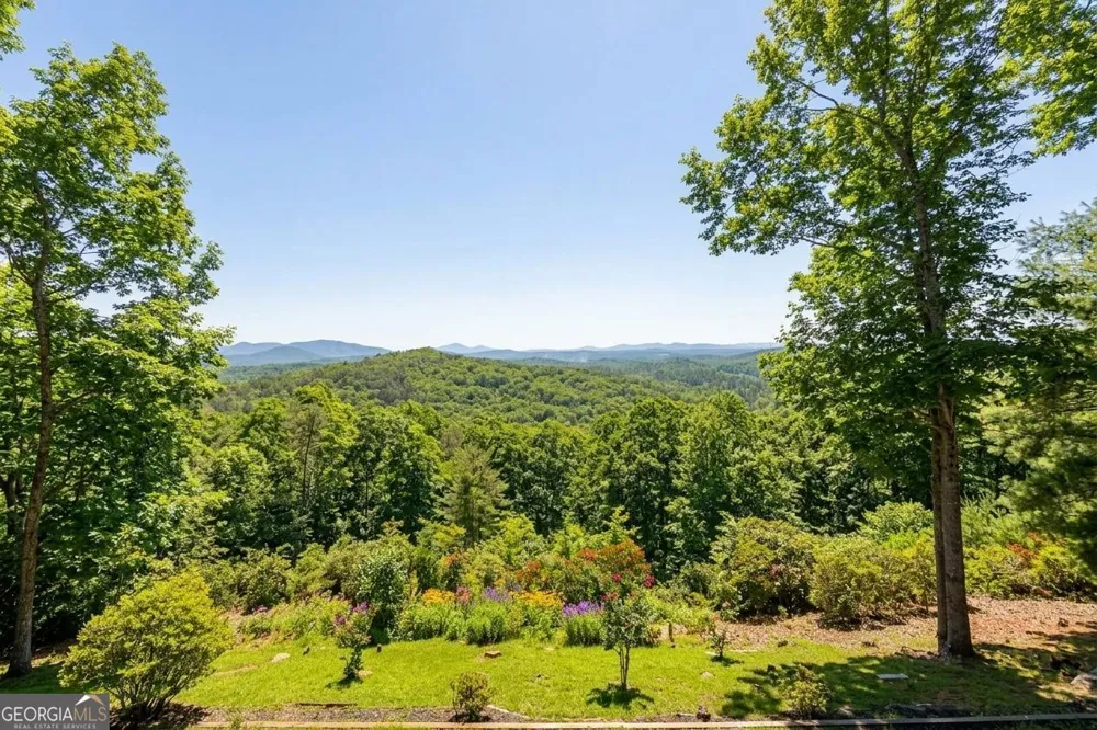 503 Ranch Mountain DR Dahlonega, GA 30533
