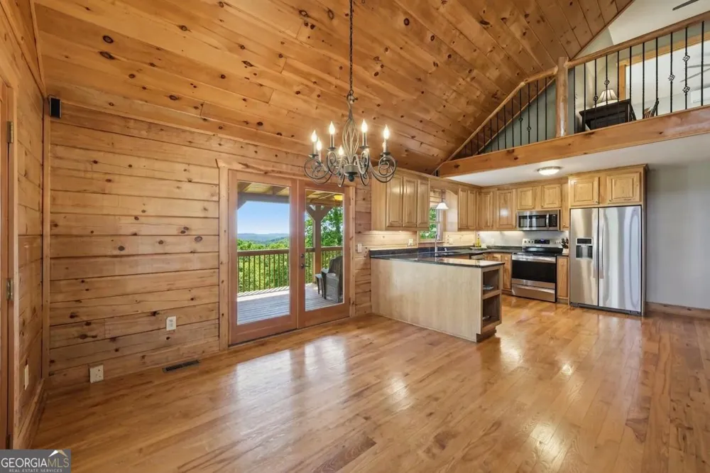 503 Ranch Mountain DR Dahlonega, GA 30533