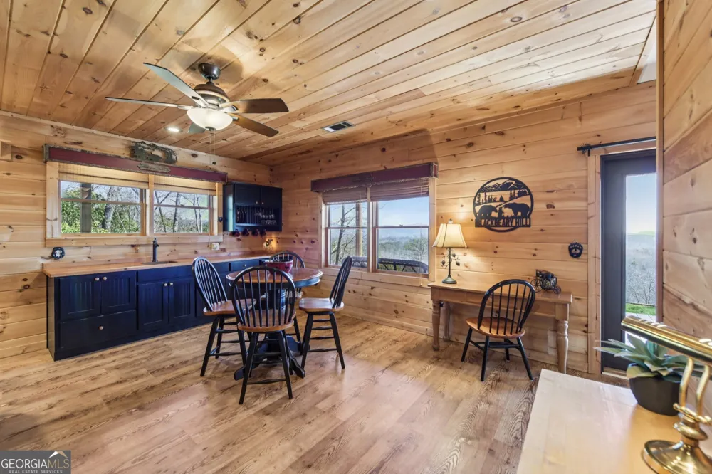 503 Ranch Mountain DR Dahlonega, GA 30533