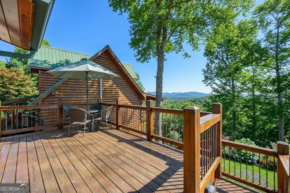 503 Ranch Mountain DR Dahlonega, GA 30533