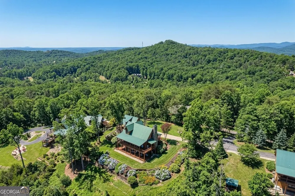 503 Ranch Mountain DR Dahlonega, GA 30533