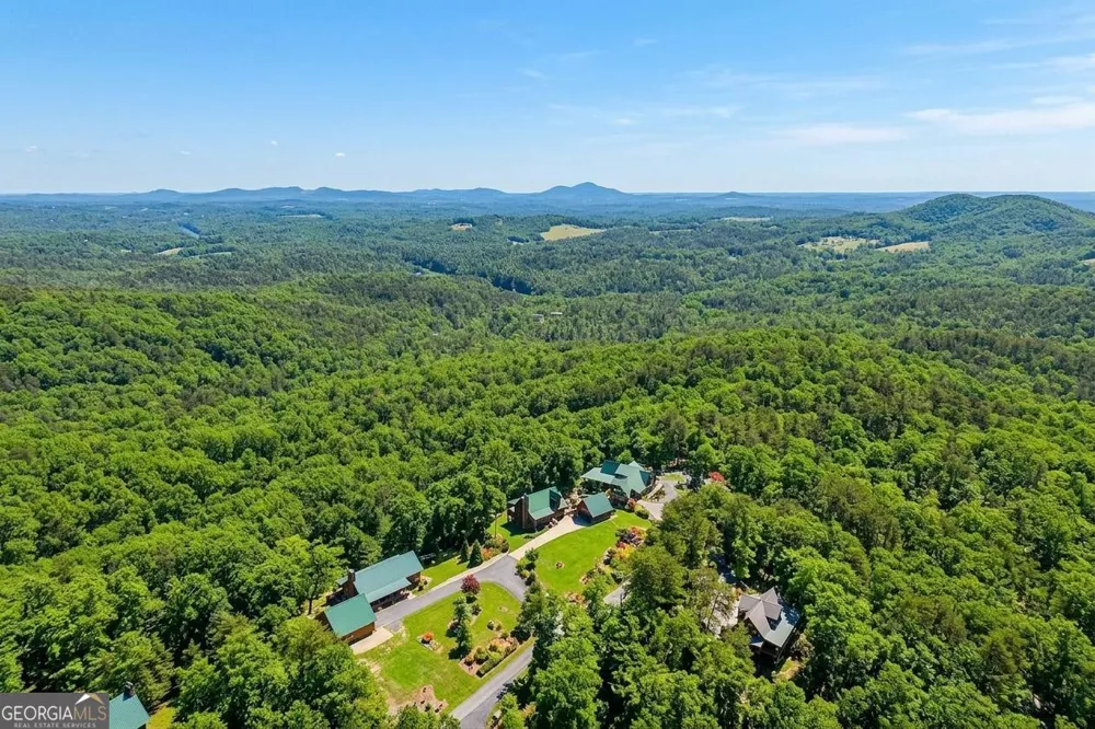 503 Ranch Mountain DR Dahlonega, GA 30533