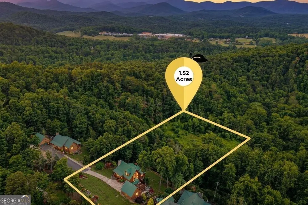 503 Ranch Mountain DR Dahlonega, GA 30533