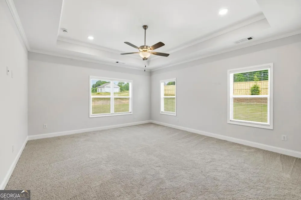 1000 Shoreline DR Madison, GA 30650