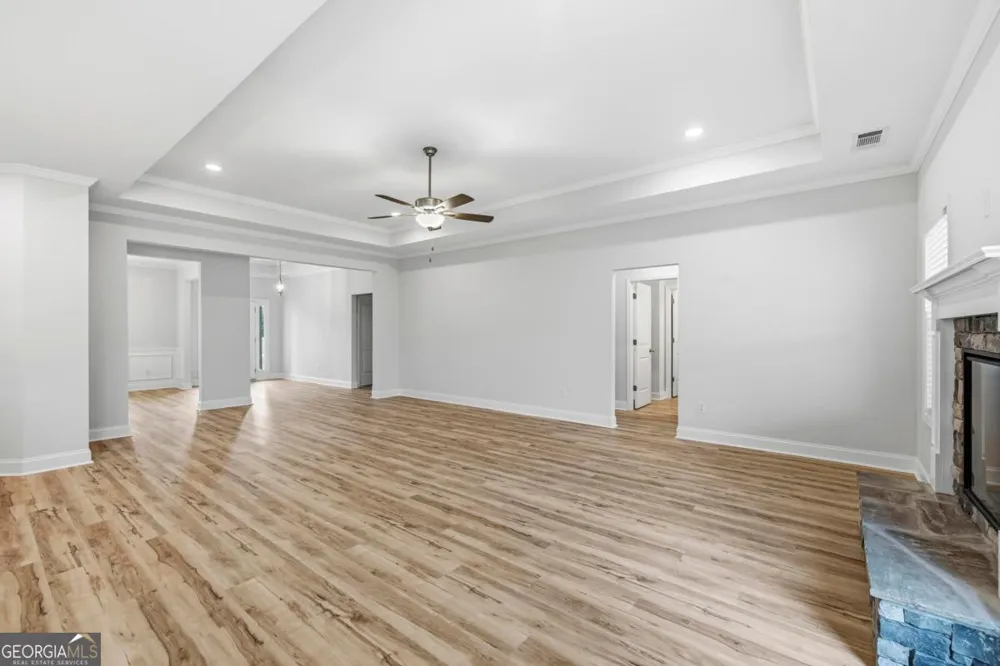 1000 Shoreline DR Madison, GA 30650