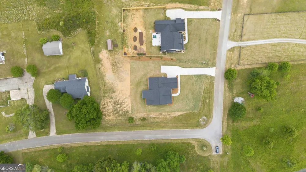 1000 Shoreline DR Madison, GA 30650