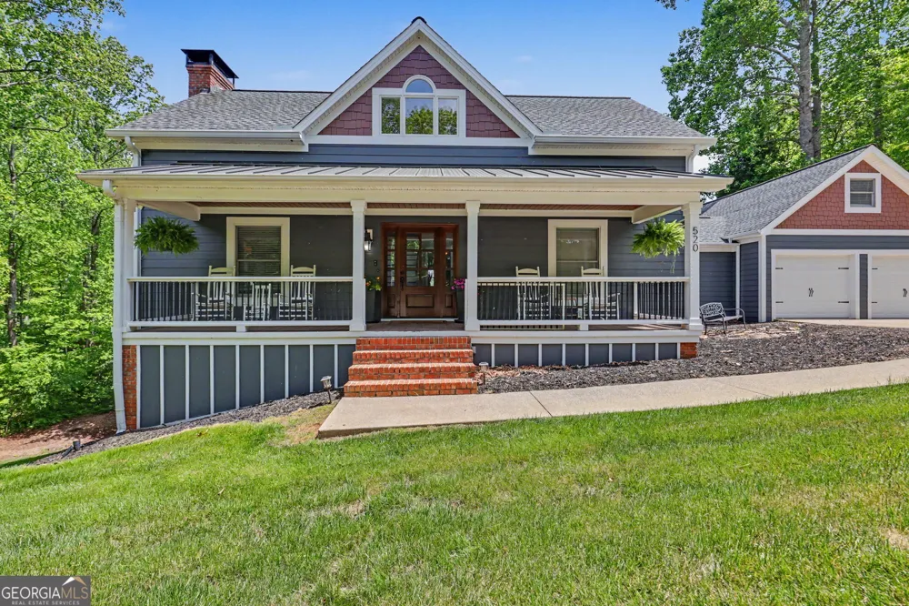 520 Long View DR Hiawassee, GA 30546