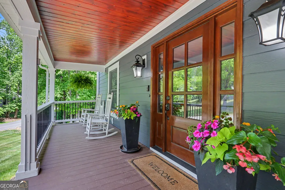520 Long View DR Hiawassee, GA 30546