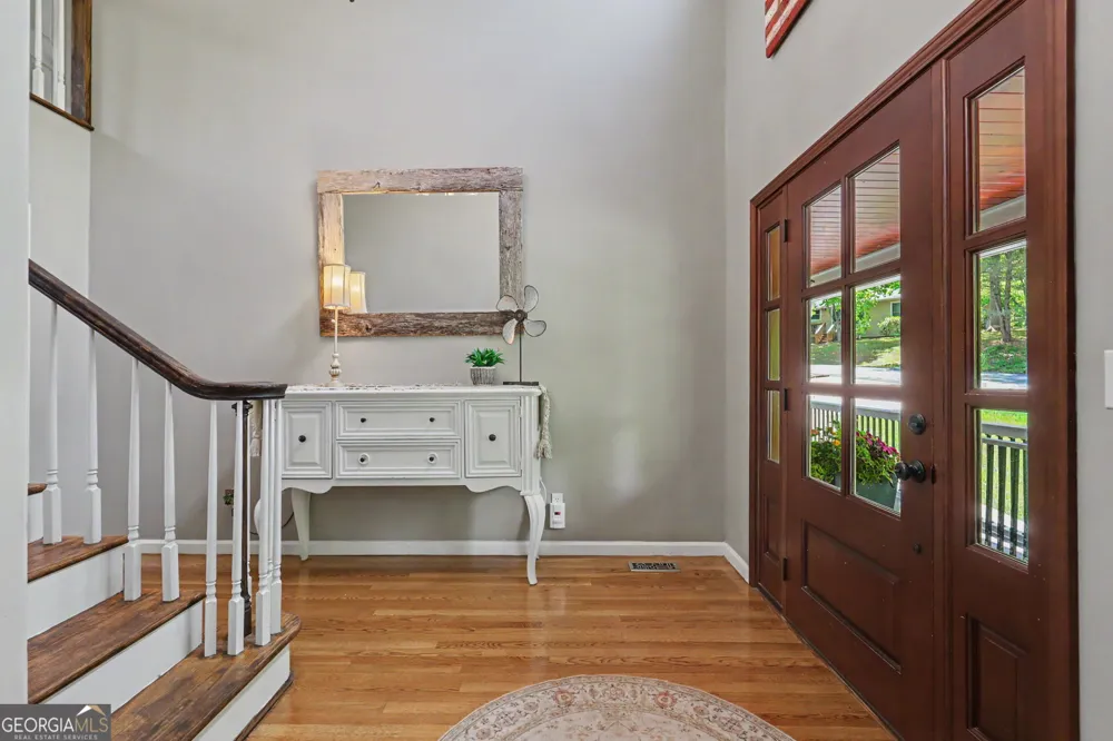 520 Long View DR Hiawassee, GA 30546
