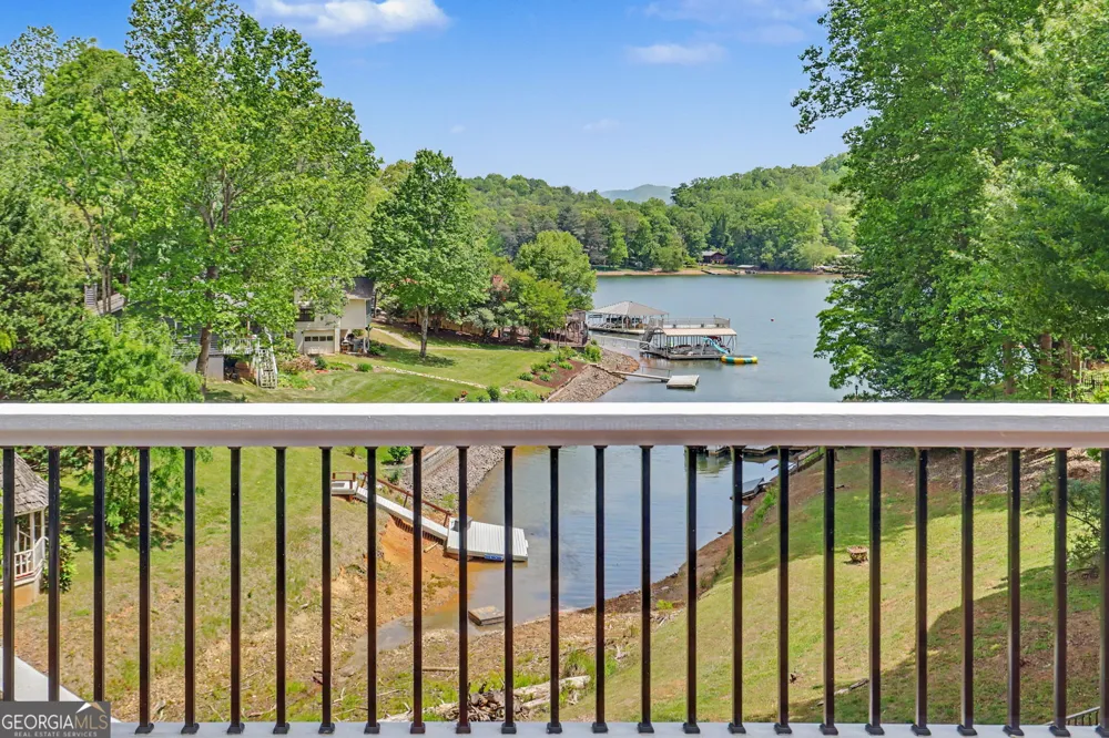 520 Long View DR Hiawassee, GA 30546