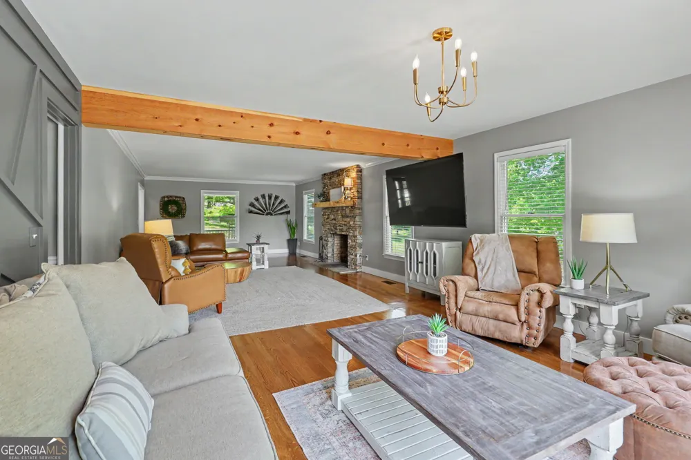 520 Long View DR Hiawassee, GA 30546