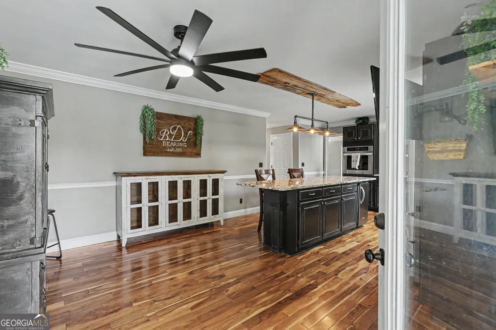 520 Long View DR Hiawassee, GA 30546
