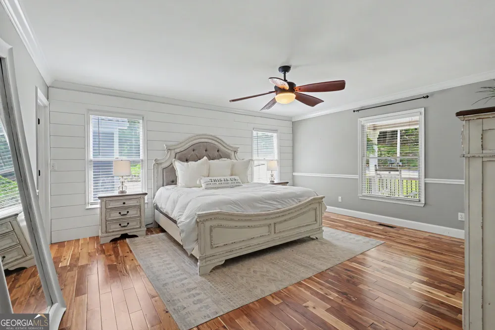 520 Long View DR Hiawassee, GA 30546