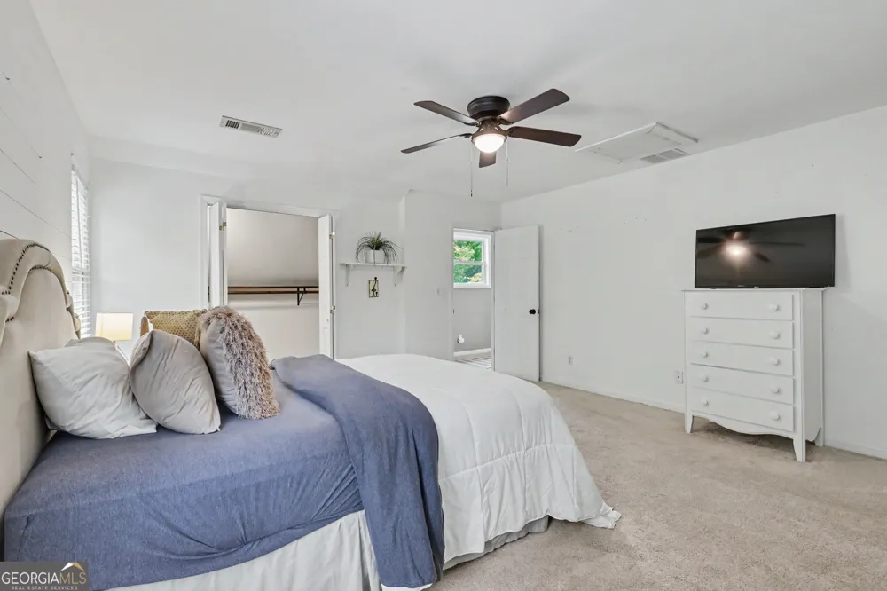 520 Long View DR Hiawassee, GA 30546
