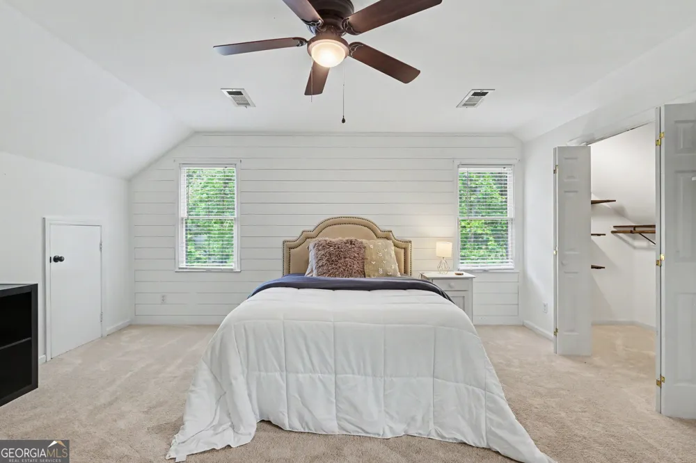 520 Long View DR Hiawassee, GA 30546