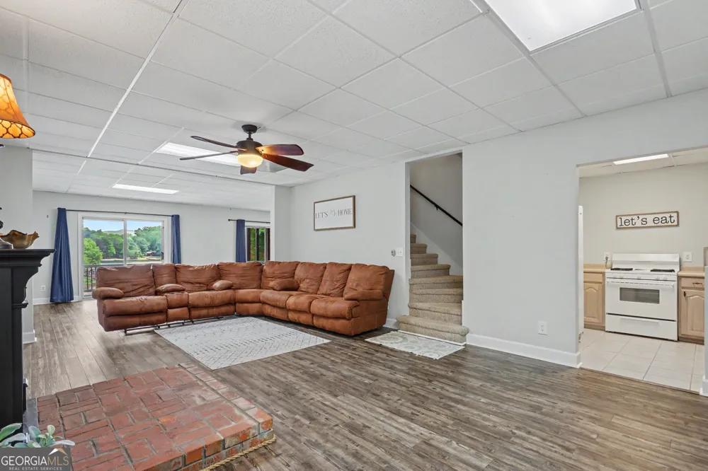 520 Long View DR Hiawassee, GA 30546