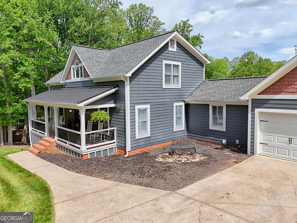 520 Long View DR Hiawassee, GA 30546