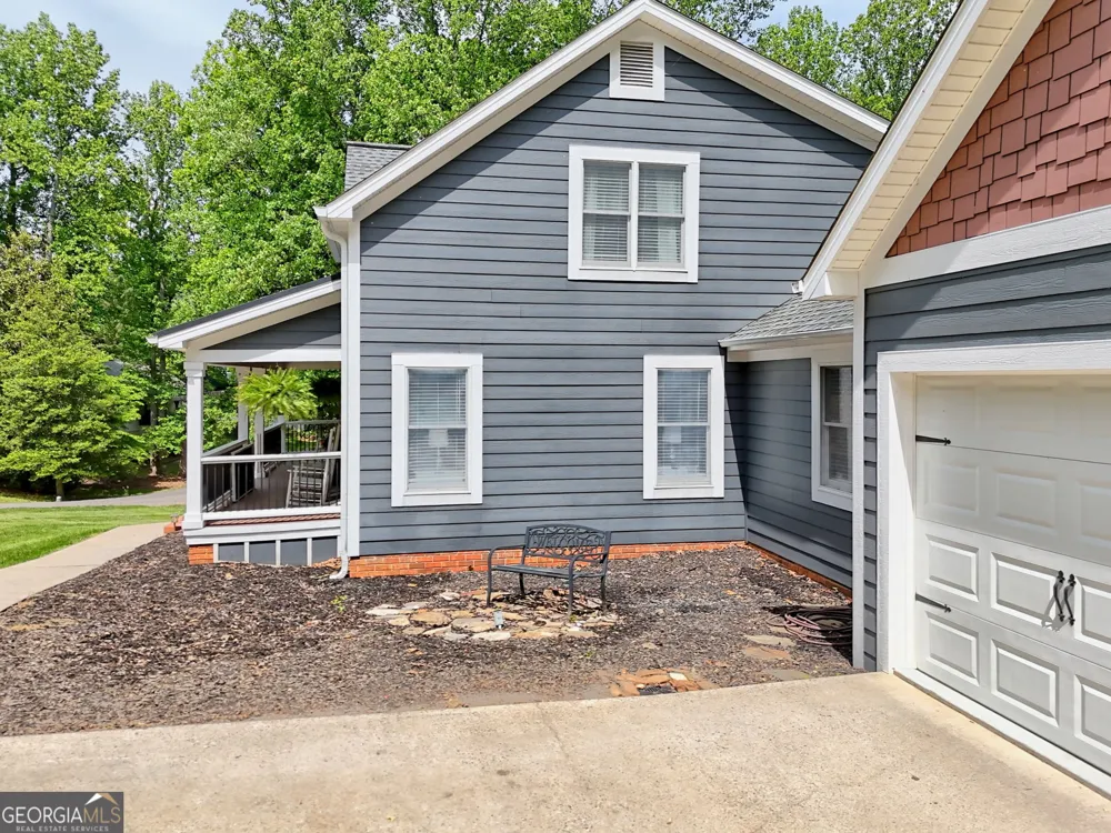 520 Long View DR Hiawassee, GA 30546
