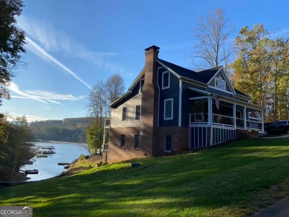 520 Long View DR Hiawassee, GA 30546