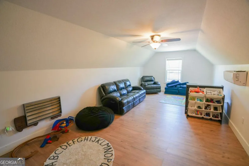 904 W Grossman DR Vidalia, GA 30474
