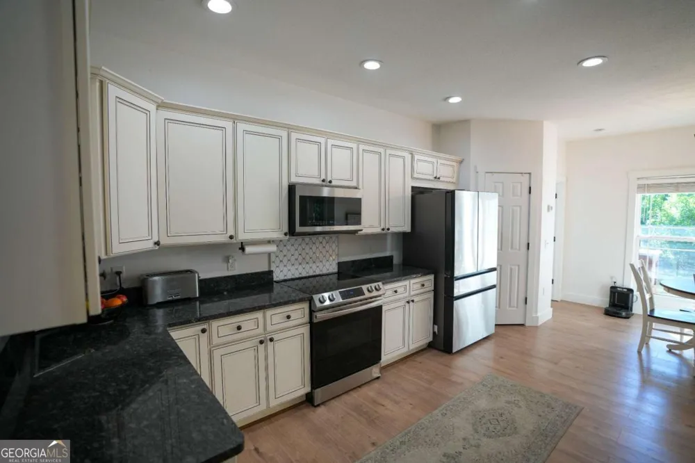 904 W Grossman DR Vidalia, GA 30474