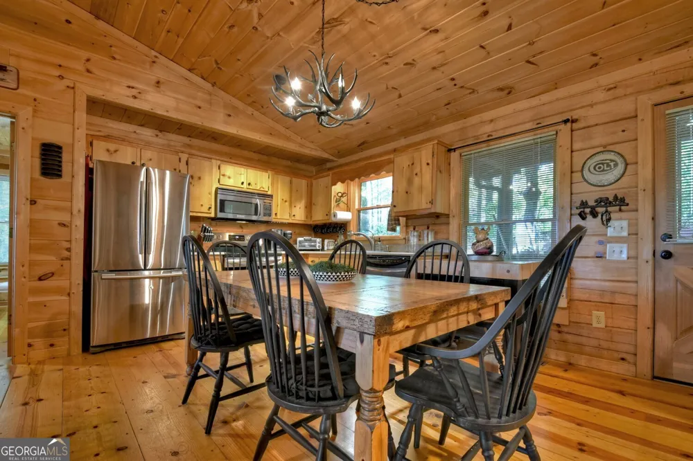 9 Joanna CT Cherry Log, GA 30522