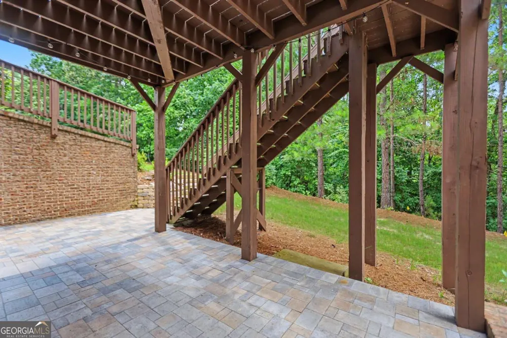 6921 Fellowship LN Flowery Branch, GA 30542