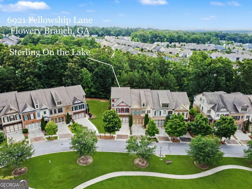 6921 Fellowship LN Flowery Branch, GA 30542