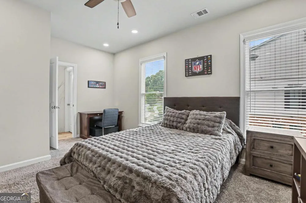 6921 Fellowship LN Flowery Branch, GA 30542