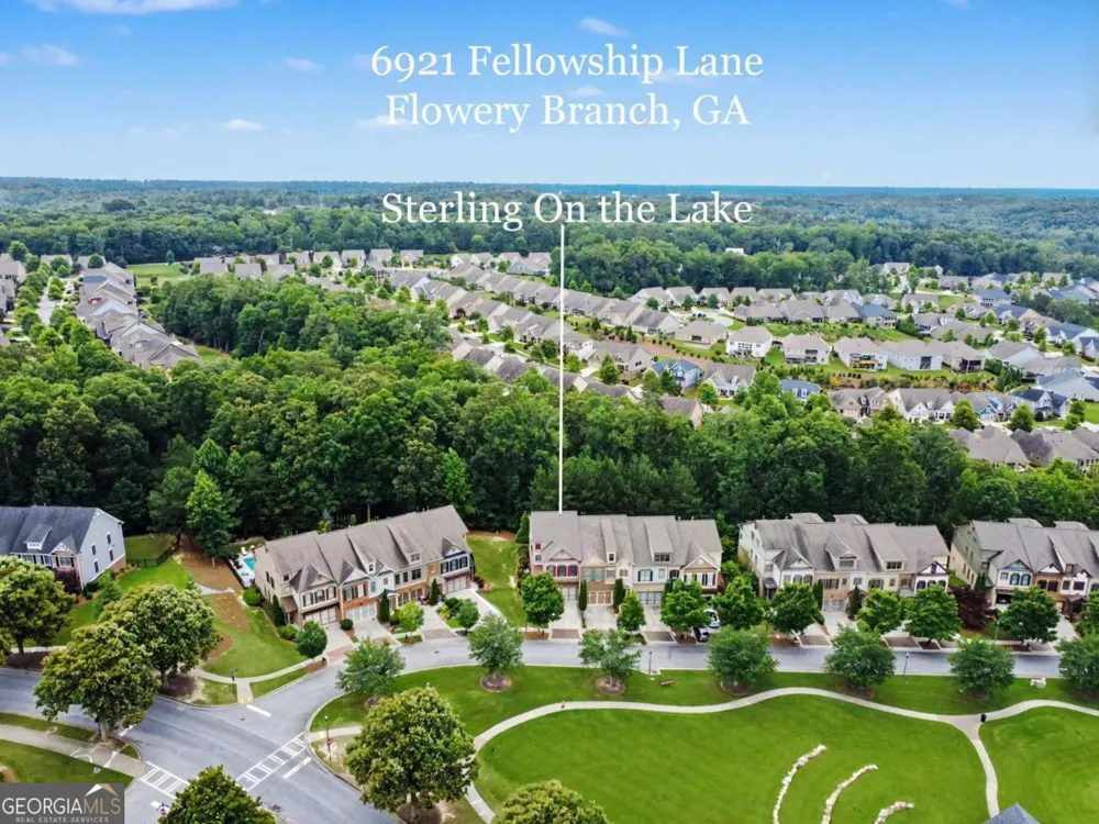 6921 Fellowship LN Flowery Branch, GA 30542