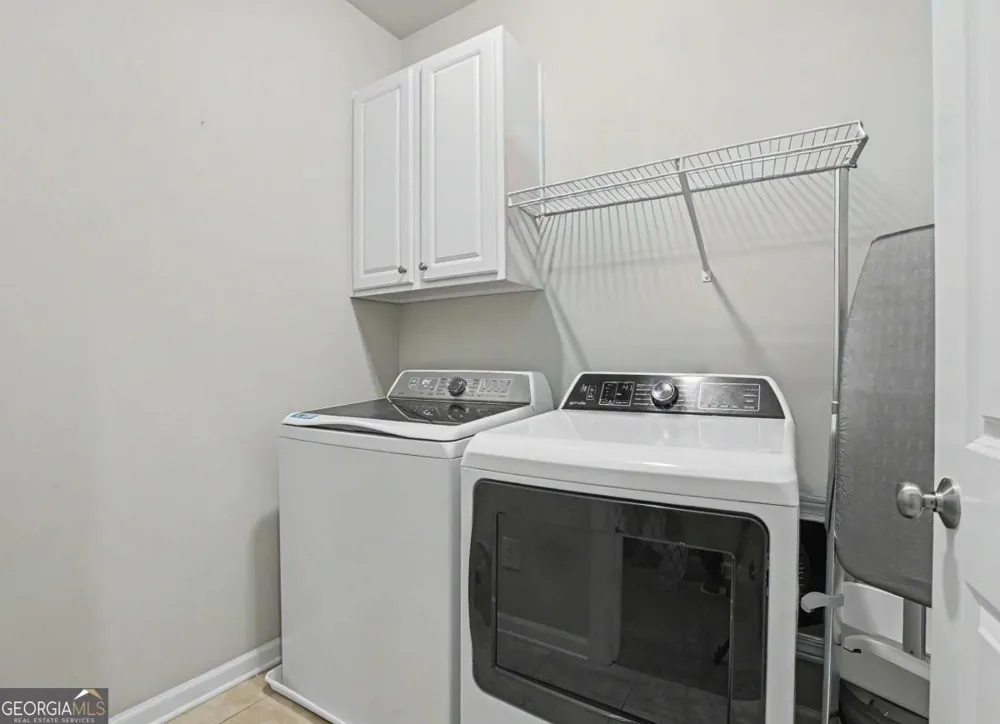 6921 Fellowship LN Flowery Branch, GA 30542