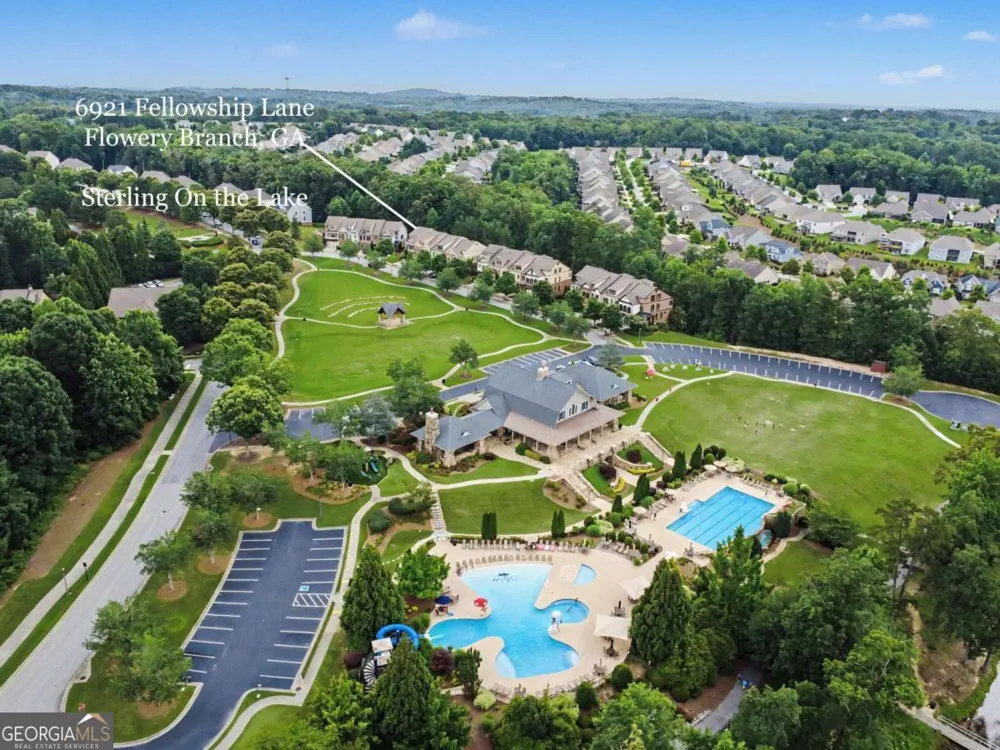 6921 Fellowship LN Flowery Branch, GA 30542