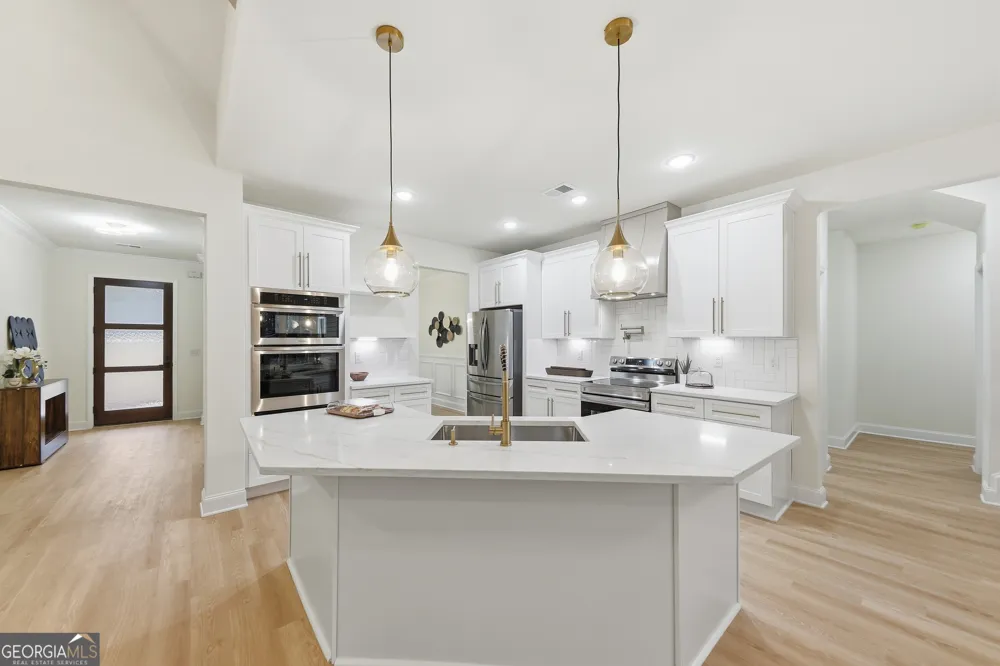 370 Harbour Shores DR Jackson, GA 30233
