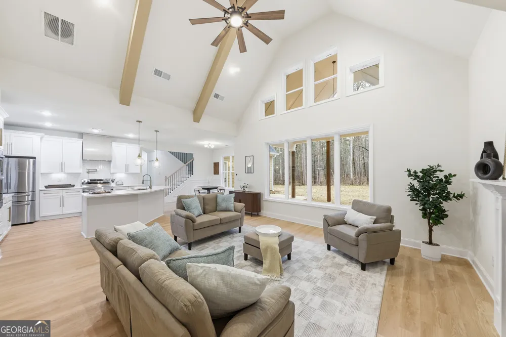 370 Harbour Shores DR Jackson, GA 30233