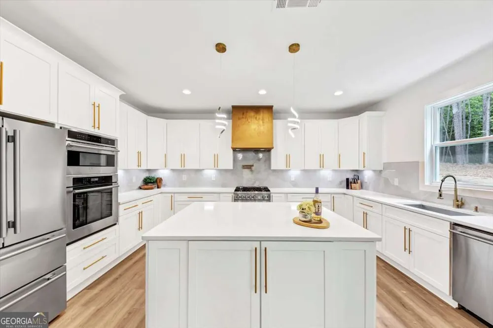 636 Harbour Shores DR Jackson, GA 30233