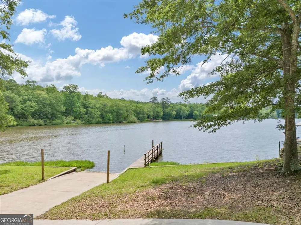 636 Harbour Shores DR Jackson, GA 30233