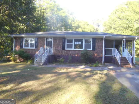 4022 Clark DR