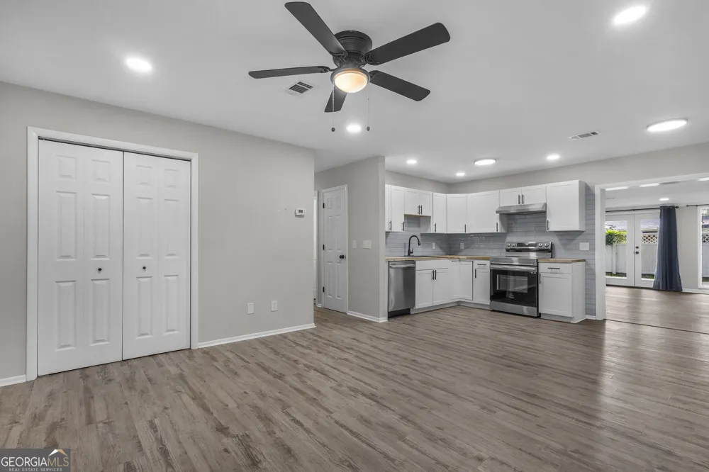2820 Wolfe ST Brunswick, GA 31520