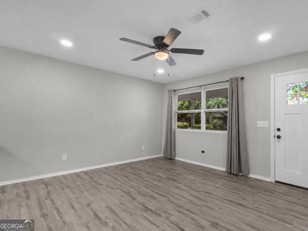 2820 Wolfe ST Brunswick, GA 31520