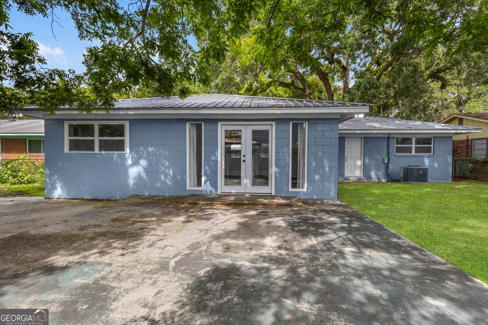2820 Wolfe ST Brunswick, GA 31520