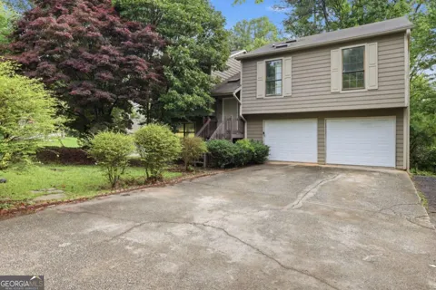 1648 Olde Oak DR