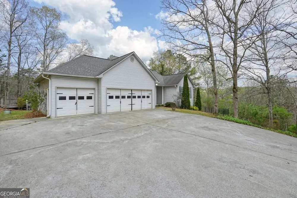 865 Old Mill LN Waleska, GA 30183