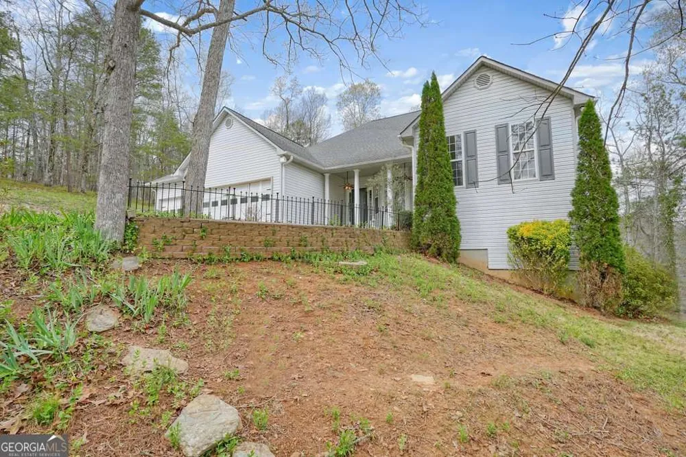 865 Old Mill LN Waleska, GA 30183