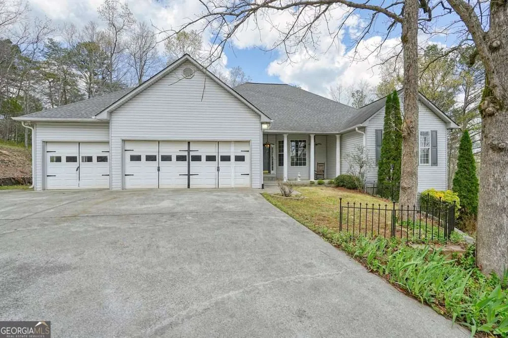 865 Old Mill LN Waleska, GA 30183