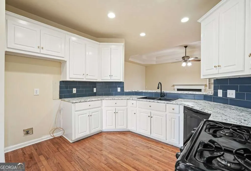 865 Old Mill LN Waleska, GA 30183