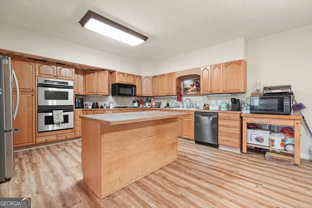 865 Old Mill LN Waleska, GA 30183