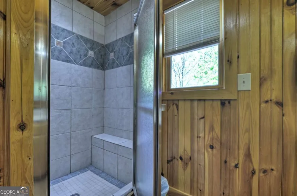 256 Bailey Farm LN Mineral Bluff, GA 30559