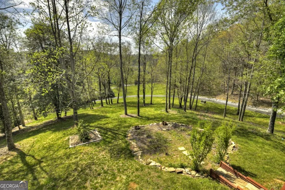 256 Bailey Farm LN Mineral Bluff, GA 30559