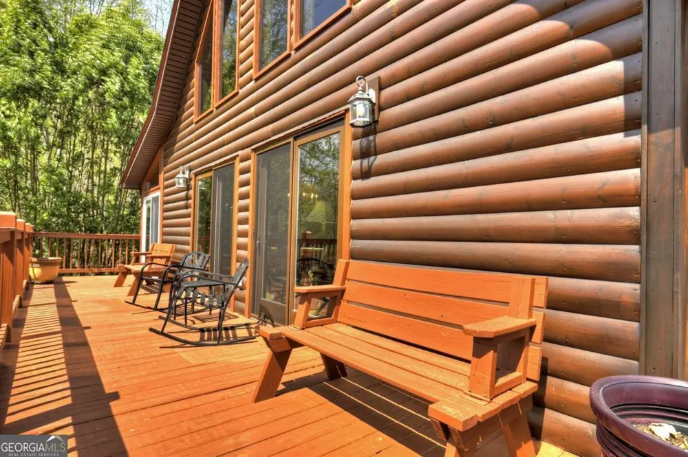 256 Bailey Farm LN Mineral Bluff, GA 30559