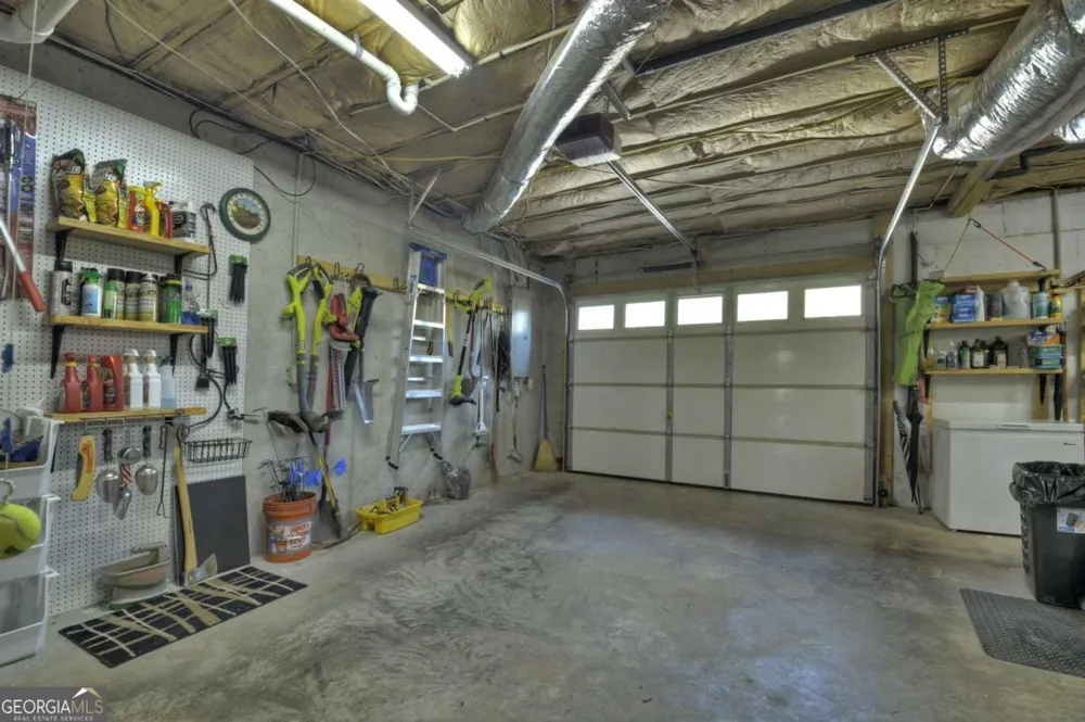 256 Bailey Farm LN Mineral Bluff, GA 30559
